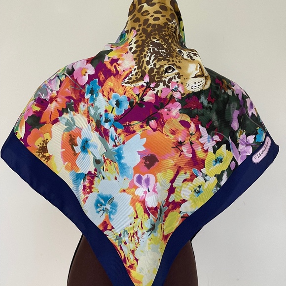 New Salvatore Ferragamo Scarf Leopard Flowers Blue Multicolor Silk Wrap - Picture 8 of 15